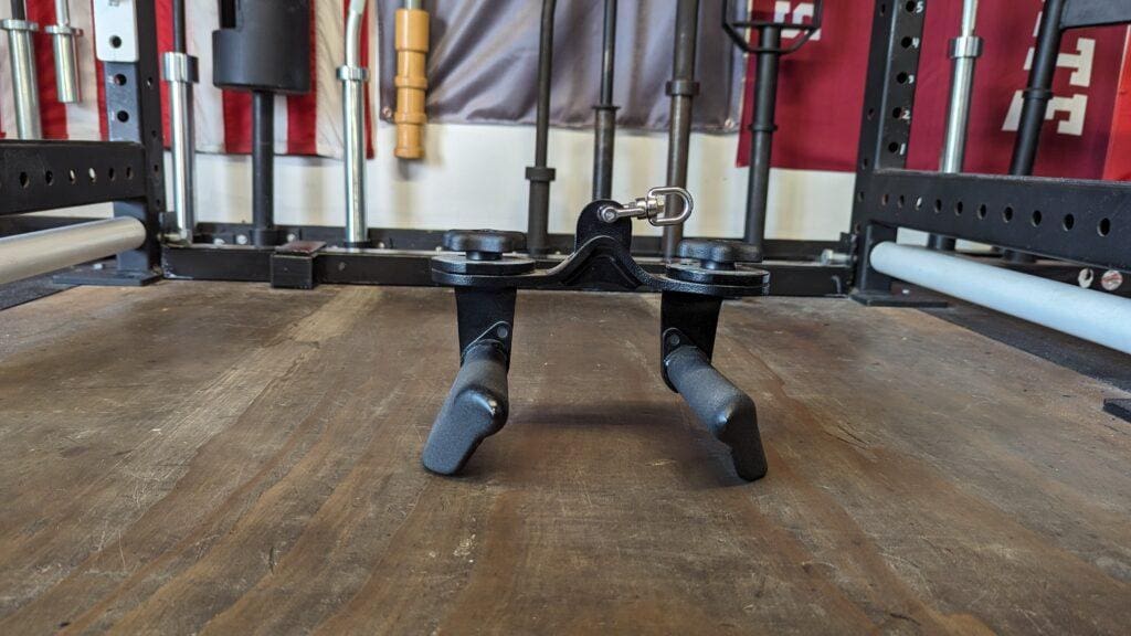 MAG Grip Cable Attachments Comprehensive Guide - 2026 7 Prime Fitness 3n1 Close Grip