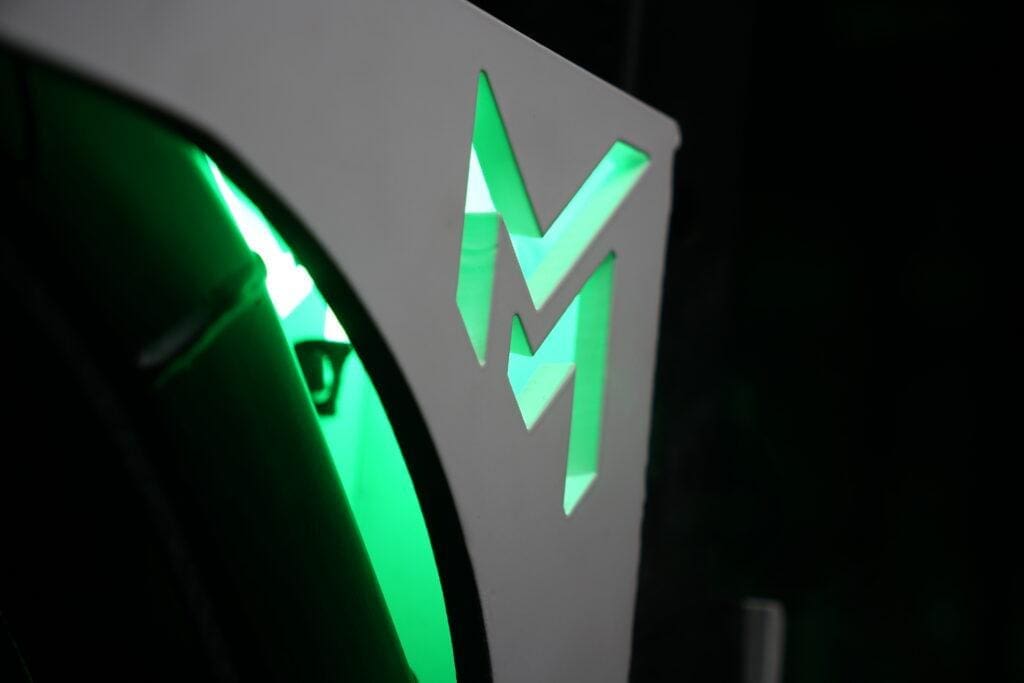 Mutant Metals Snap Back Rollers Review - 2026 6 JOE01560