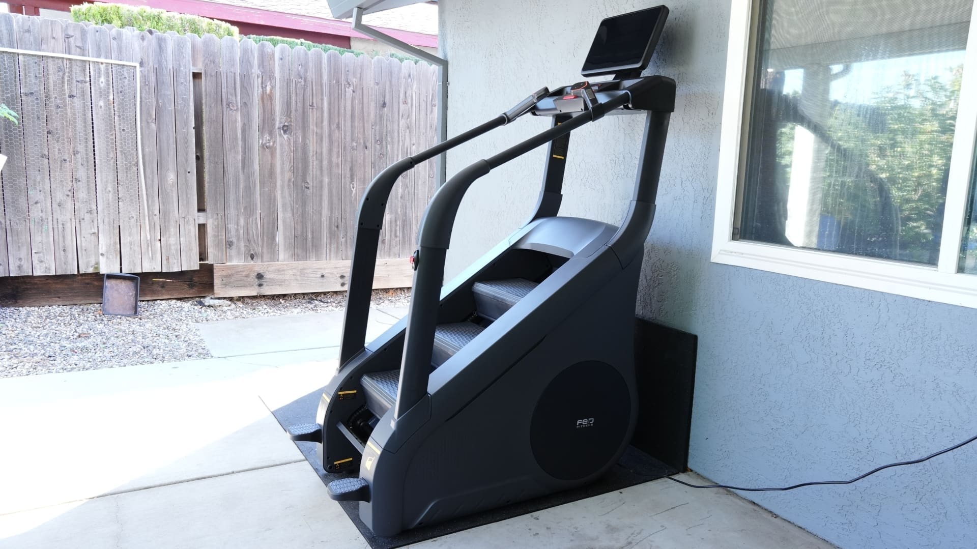 SC2StairClimber Side Resized